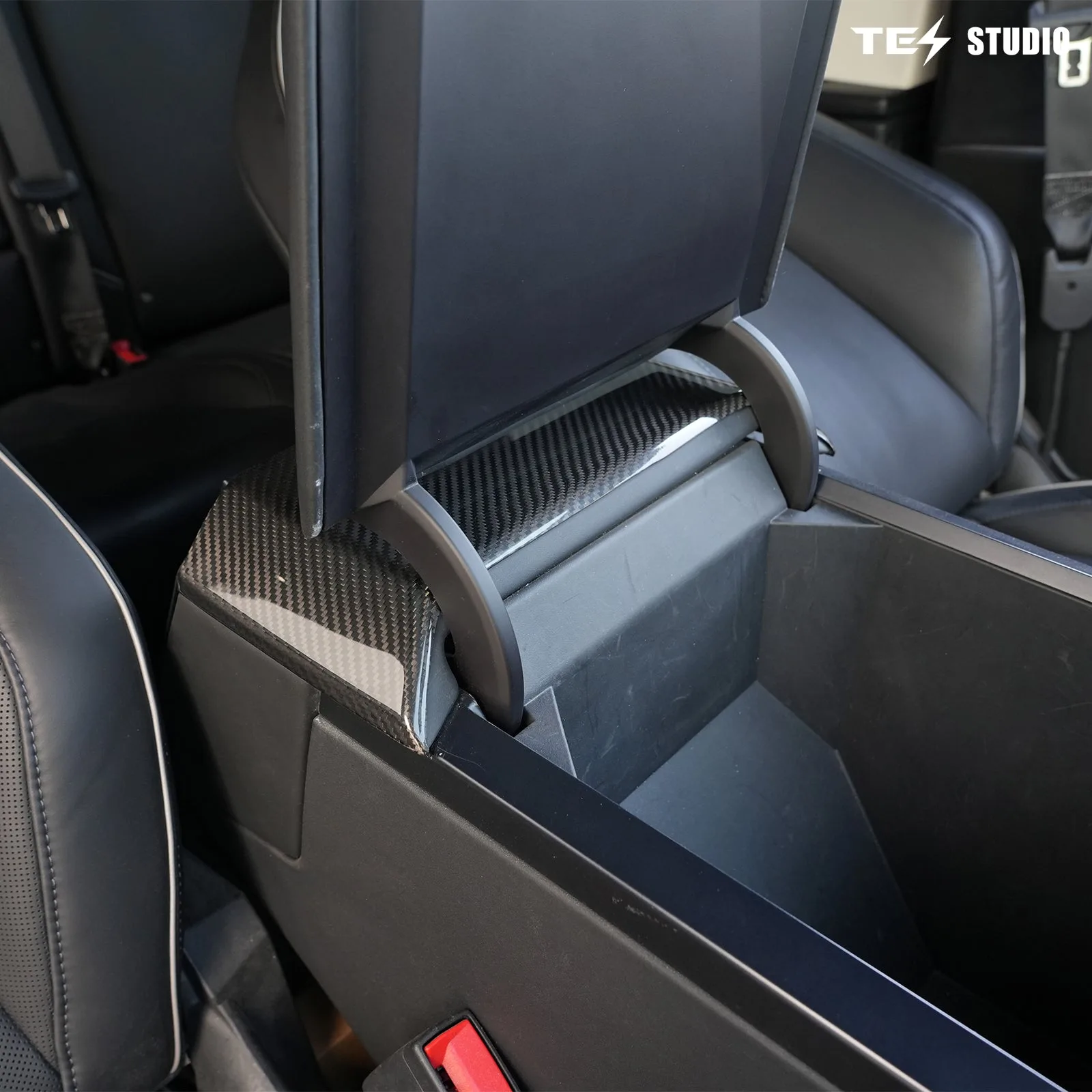 Tesla Cybertruck Accessories Cybertruck Real Carbon Fiber Backseat Top Ven Cover Aapexgear®