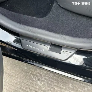 TeslaModel3HighlandIlluminatedDoorSillsLedDoorSillPlateDoorSillsCoversPlatesProtectorIlluminatedInteriorAccessoriesTesstudio_1-1